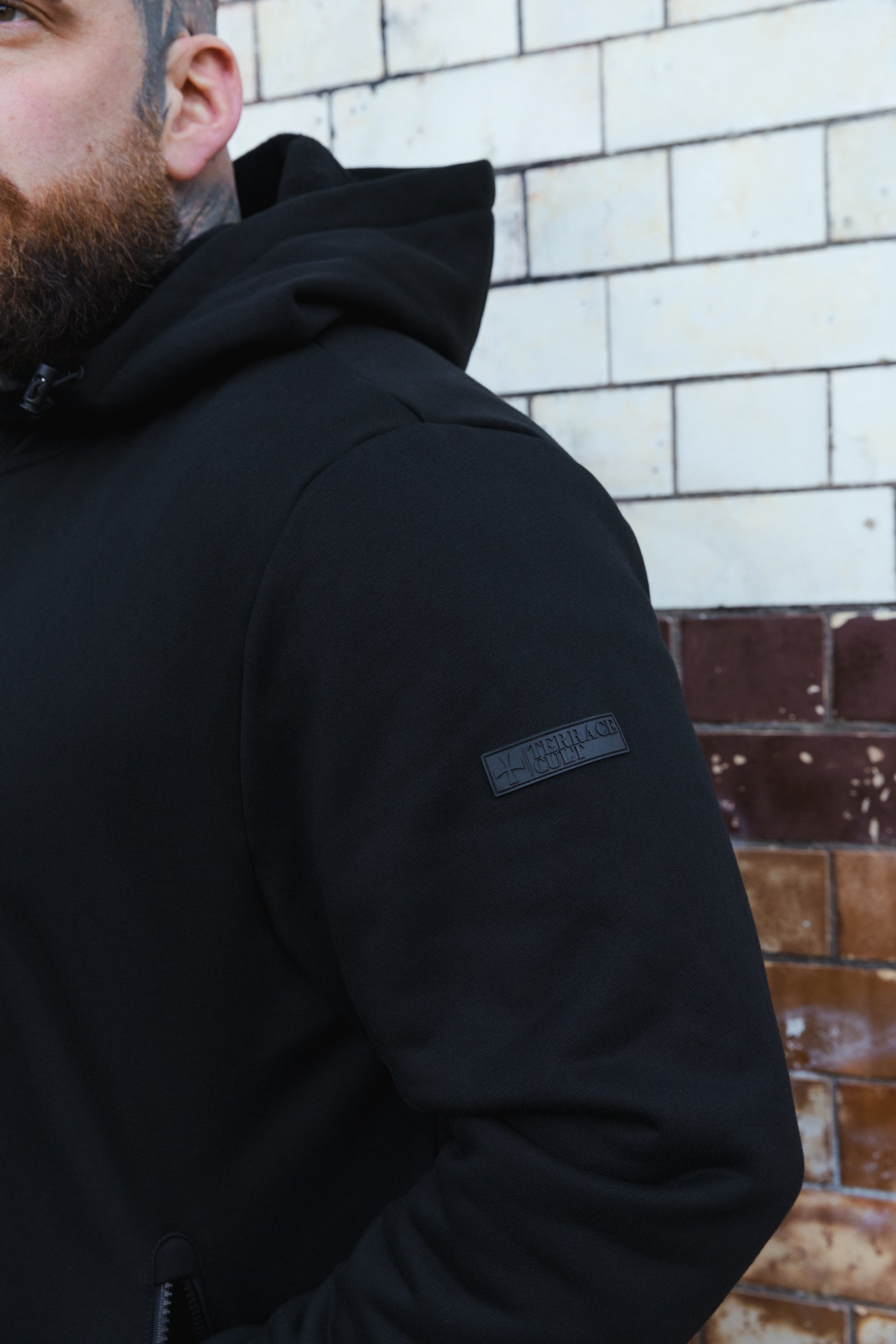 MORELLO HOODIE :: ZWART