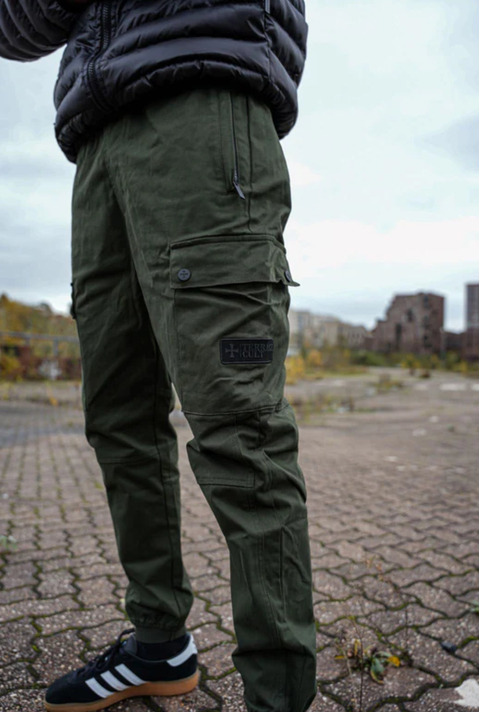 The Cult Cargo Pants :: KHAKI